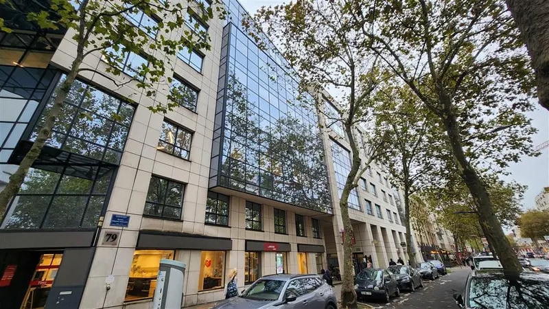 Office in Boulogne-Billancourt for lease - Building Photo - Image 1 of 7