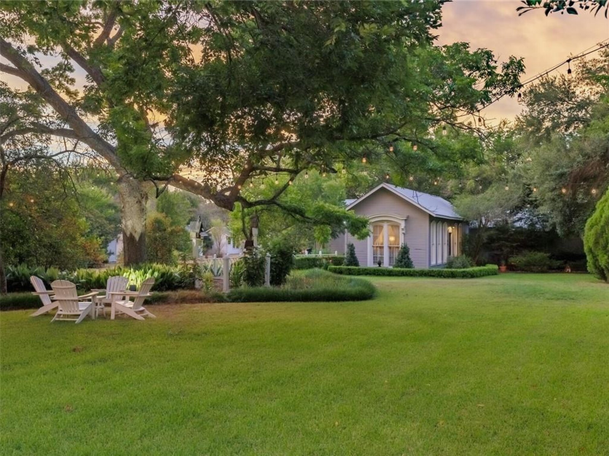 915 E Cameron Ave, Rockdale, TX à vendre Photo principale- Image 1 de 45