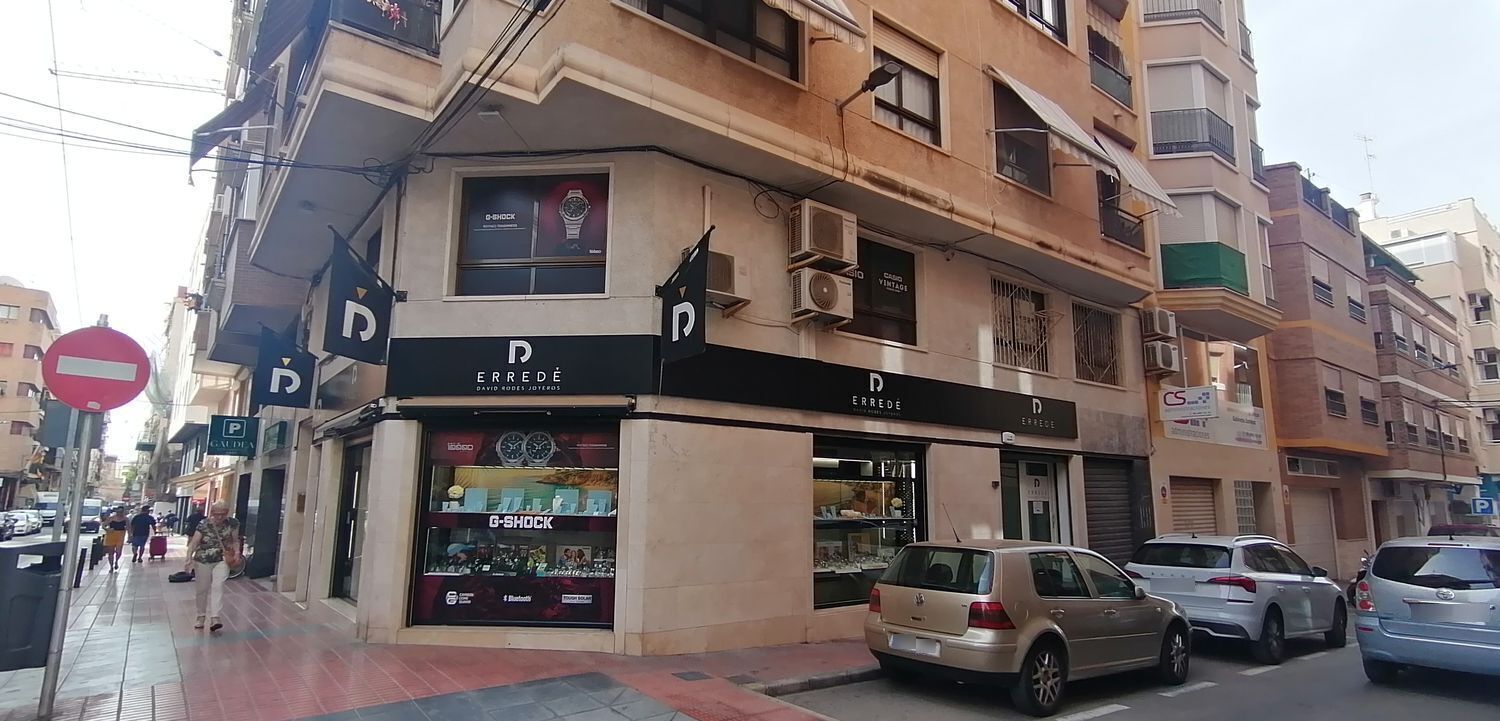 Commerce de détail dans Santa Pola à louer Photo du bâtiment- Image 1 de 43