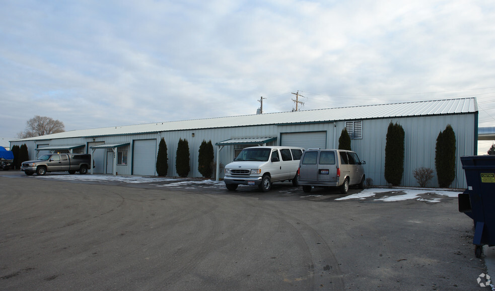 1780-1786 E State St, Eagle, ID for sale - Primary Photo - Image 1 of 1