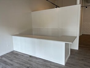 701-705 Main St, Vancouver, WA for lease Interior Photo- Image 1 of 7