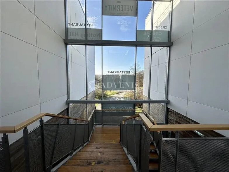 Office in VILLENEUVE-D'ASCQ for lease - Interior Photo - Image 3 of 7
