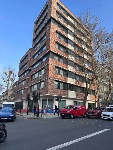 314-320 Grays Inn Rd, Londres à louer - Photo du bâtiment - Image 2 de 2