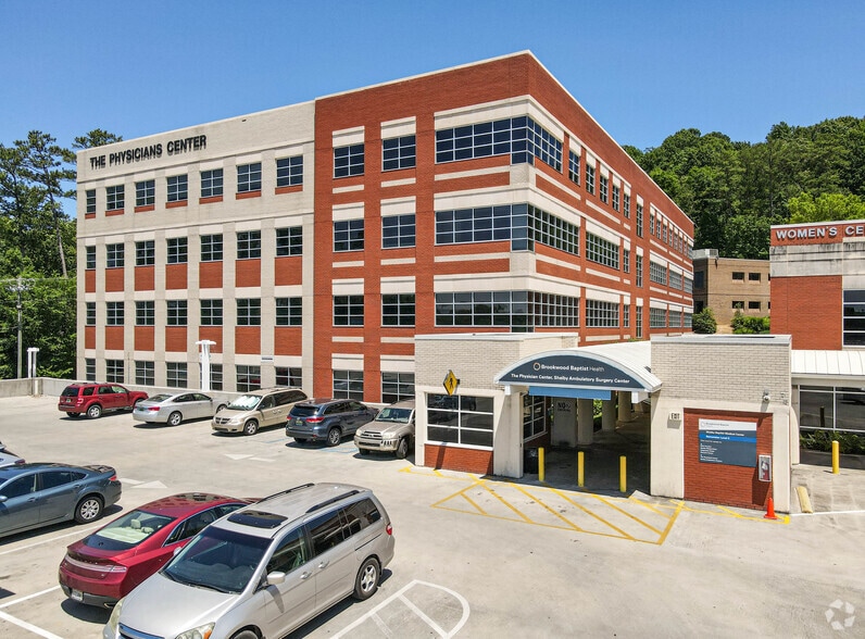 1004 1st St N, Alabaster, AL à louer - Photo du bâtiment - Image 1 de 7