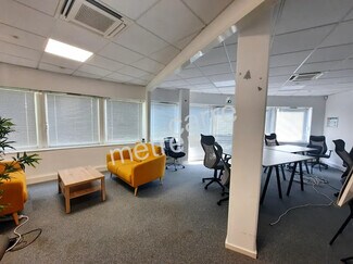 Plus de détails pour Bureau à louer