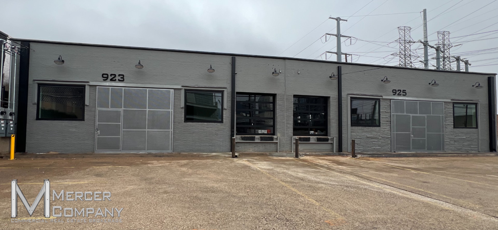 923-925 Slocum St, Dallas, TX for sale Primary Photo- Image 1 of 6