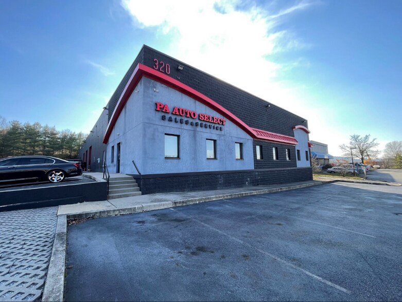320 Boot Rd, Downingtown, PA à vendre - Photo du bâtiment - Image 1 de 12