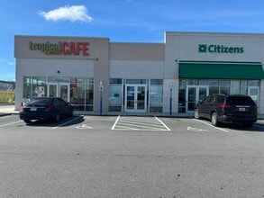 2574 W Shore Rd, Warwick, RI for lease Building Photo- Image 2 of 2