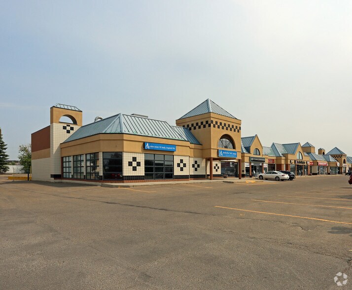 3811 99 St NW, Edmonton, AB à louer - Photo du bâtiment - Image 2 de 6