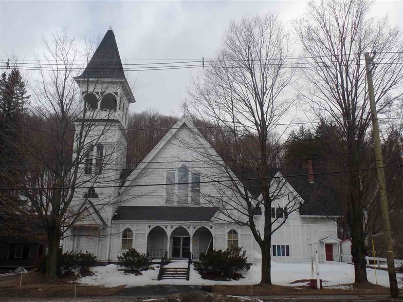 921 Main St, Berlin, NH à vendre - Photo principale - Image 1 de 1