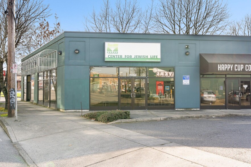 2850-2858 NE Sandy Blvd, Portland, OR for lease - Building Photo - Image 2 of 8