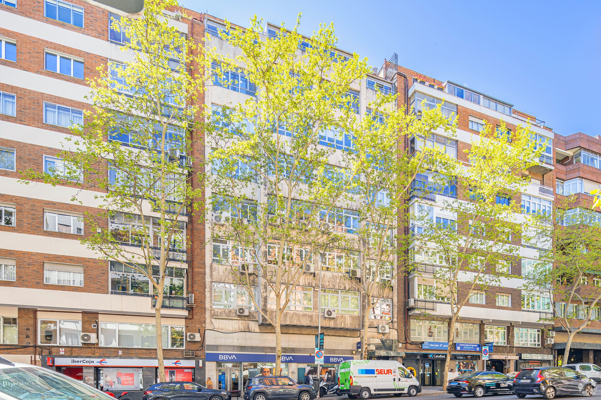 Calle de Ríos Rosas, 44, Madrid, Madrid for lease Primary Photo- Image 1 of 3