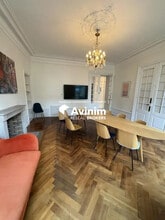 Office in Grenoble for sale Interior Photo- Image 1 of 10