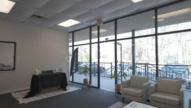 4835 Sugarloaf Pky, Lawrenceville, GA for lease - Commercial Listing Video