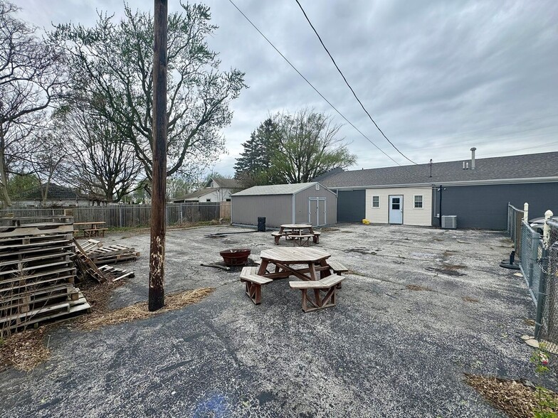 115 W State St, North Baltimore, OH for sale - Building Photo - Image 2 of 6