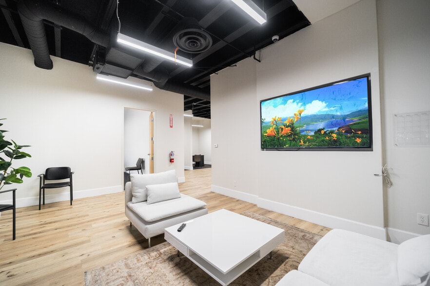 3505 Cadillac Ave, Costa Mesa, CA à louer - Photo intérieure - Image 3 de 46