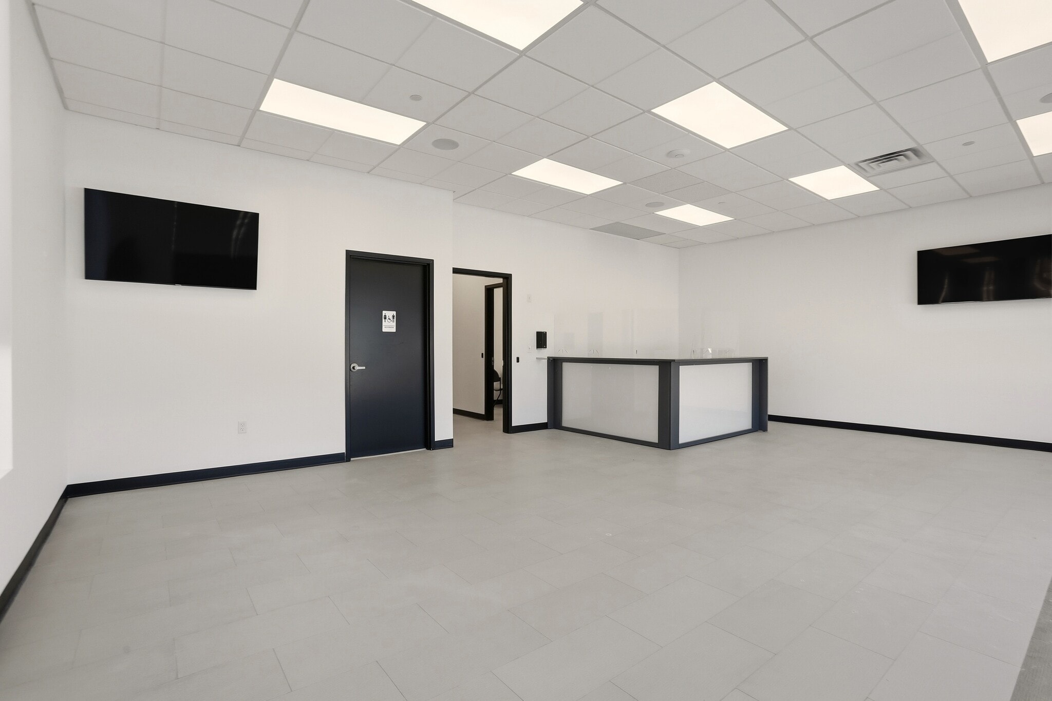 3435 US Highway 9, Freehold, NJ à louer Photo intérieure- Image 1 de 12