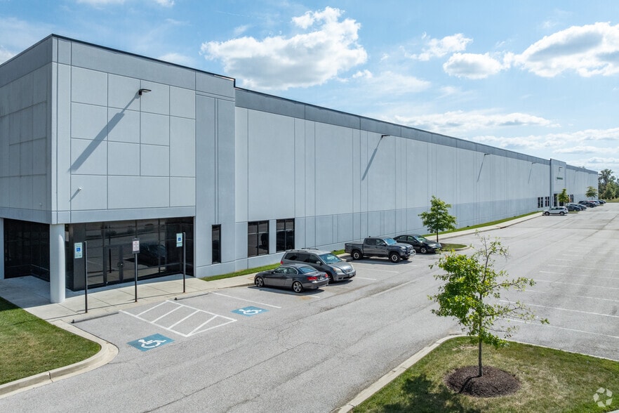 7801 Dorsey Run Rd, Jessup, MD for lease - Building Photo - Image 2 of 4
