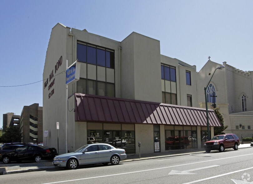 138 N B B King Blvd, Memphis, TN for sale - Building Photo - Image 3 of 13