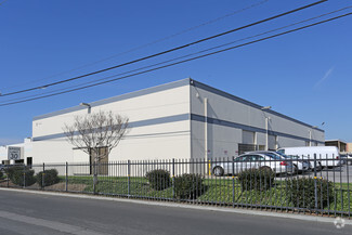 More details for 14141 Covello St, Van Nuys, CA - Flex for Lease