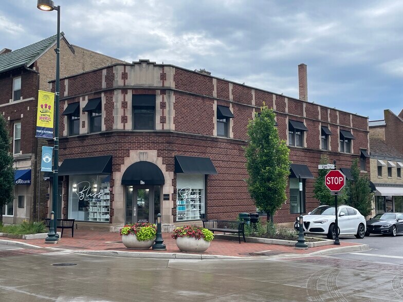 818 Elm St, Winnetka, IL for lease - Building Photo - Image 1 of 1