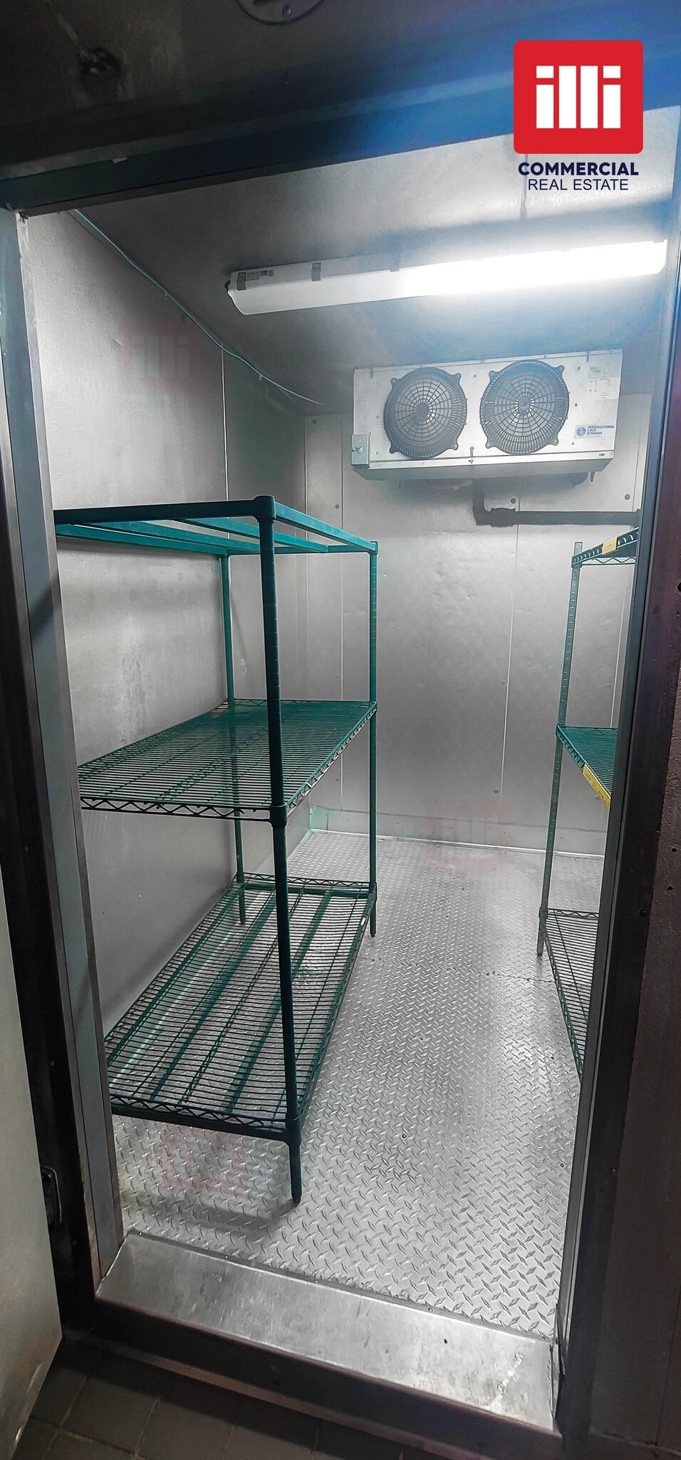 9100-9118 Alondra Blvd, Bellflower, CA for lease Interior Photo- Image 1 of 9