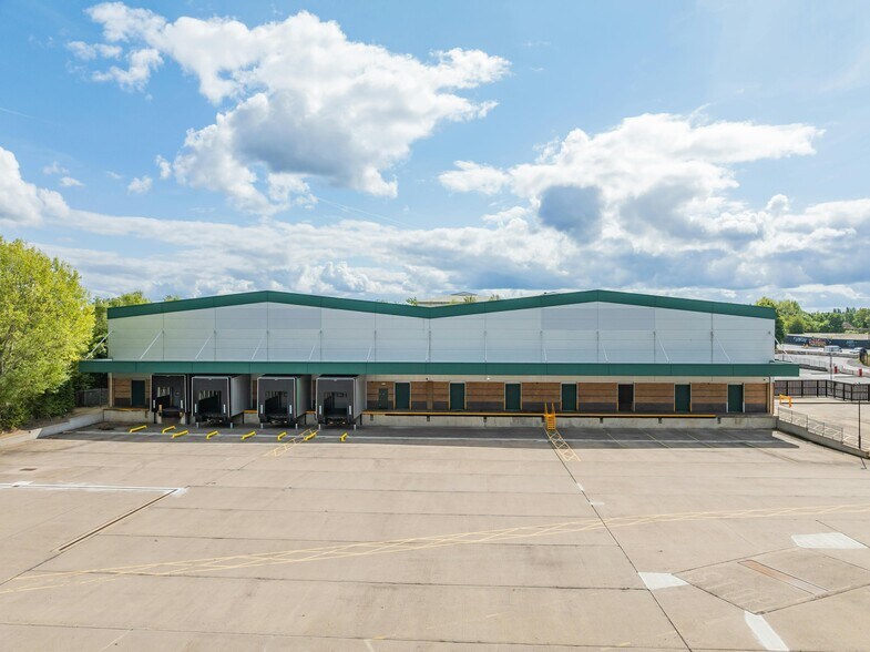 Steelmans Rd, Wednesbury for lease - Building Photo - Image 3 of 18