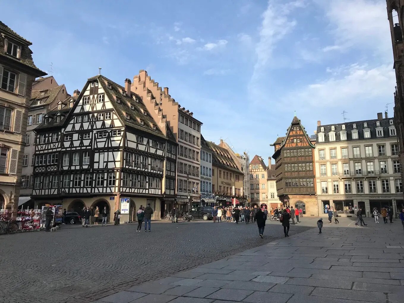 Commerce de détail dans Strasbourg à louer Photo du bâtiment- Image 1 de 2