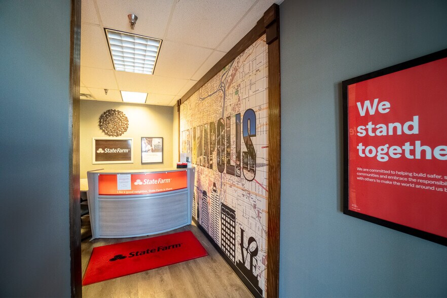 5665 W 79th St, Indianapolis, IN à louer - Photo principale - Image 2 de 6