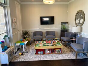 333 E Bethany Dr, Allen, TX à louer Photo intérieure- Image 2 de 10