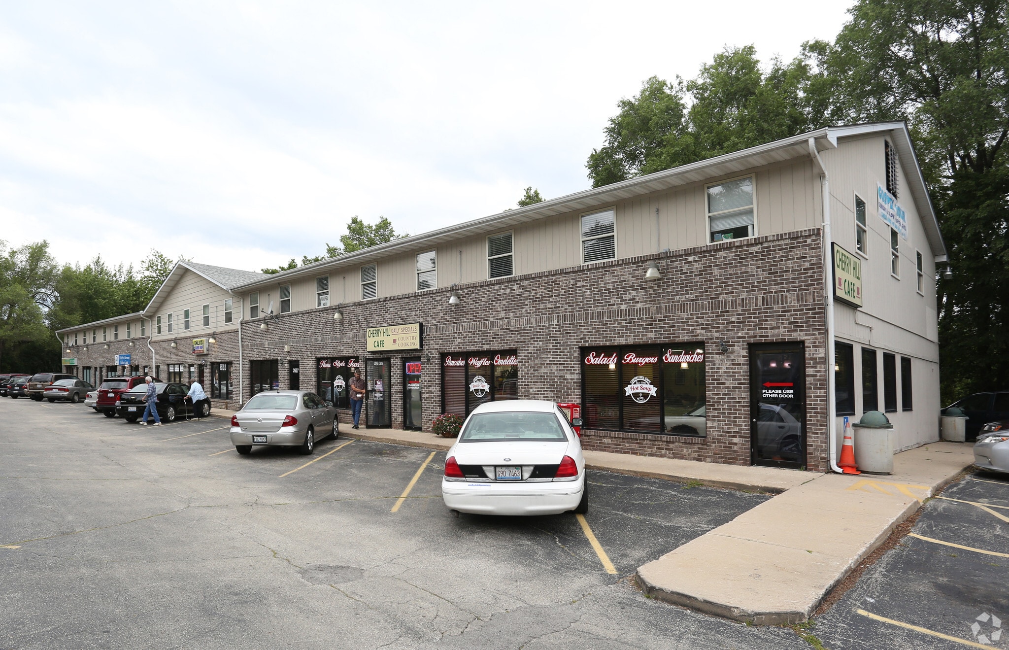 2603 E Cass St, Joliet, IL for lease Primary Photo- Image 1 of 6