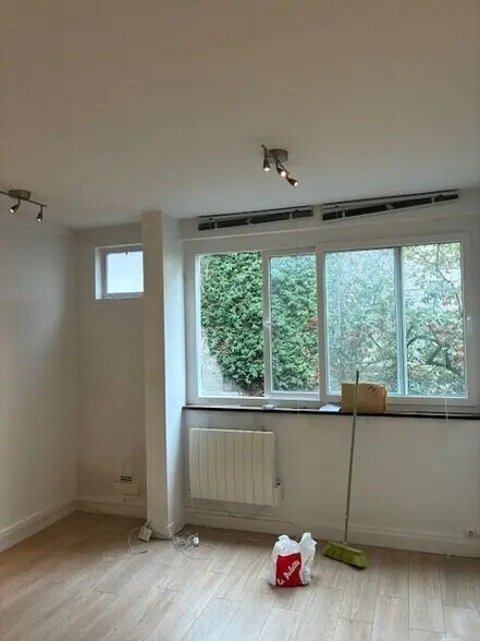 Bureau dans Neuilly-sur-Seine à louer - Photo intérieure - Image 2 de 3