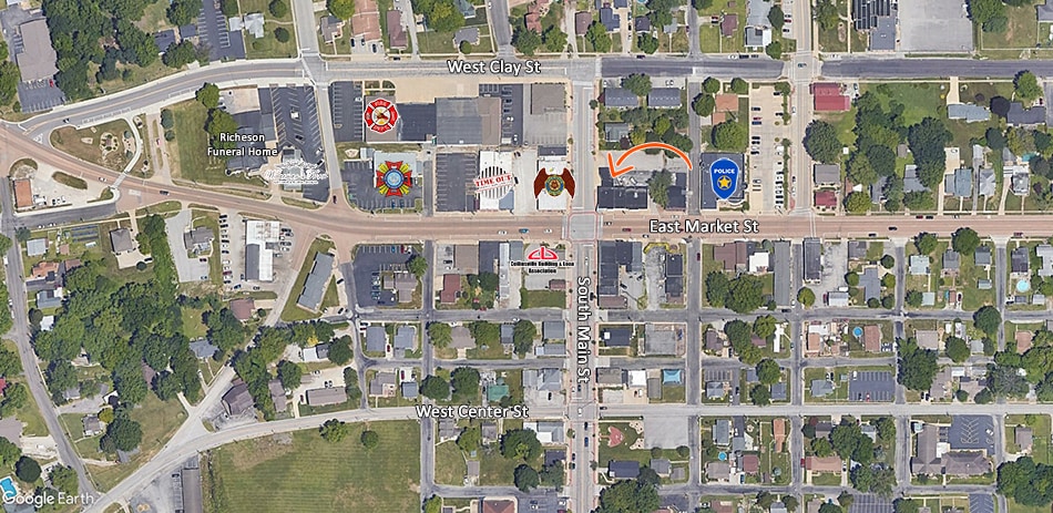 101-103 N Main st, Troy, IL for lease - Building Photo - Image 2 of 5