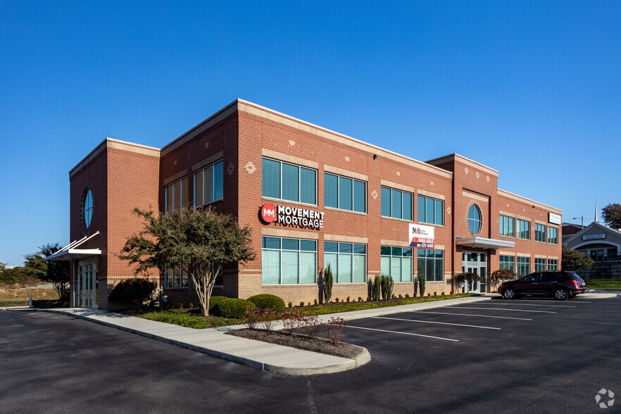 114 Lovell Rd, Knoxville, TN for lease - Primary Photo - Image 1 of 15