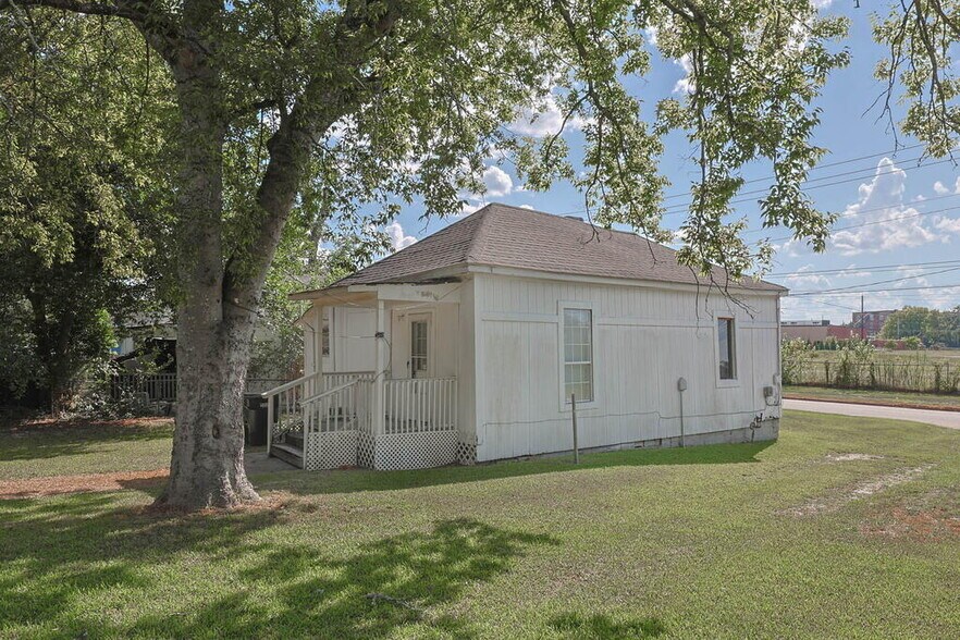 Bibb Residential Portfolio portefeuille de 7 propriétés à vendre sur LoopNet.ca - Photo du bâtiment - Image 3 de 18