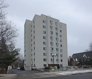 More details for 51 Schuyler Ave, Stamford, CT - Multifamily for Sale