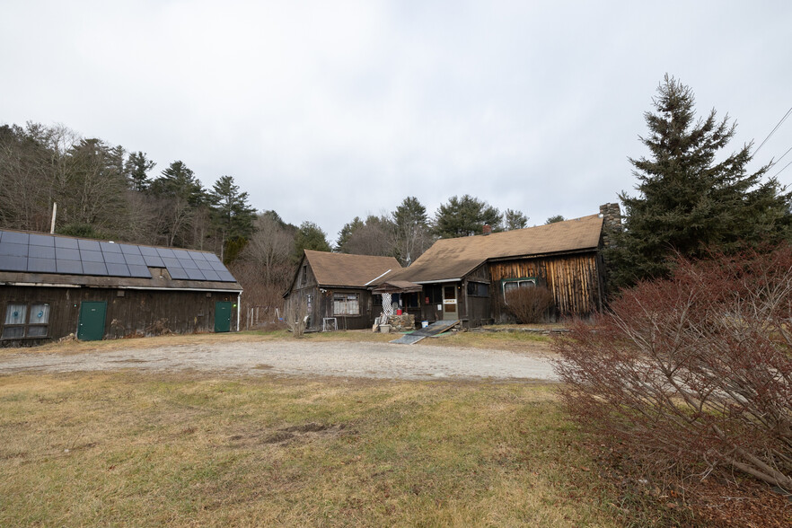 1954 S Main Rd, Otis, MA à vendre - Photo principale - Image 1 de 1