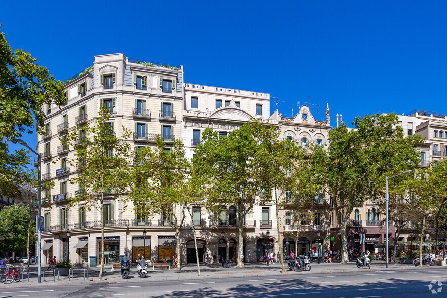 Bureau dans Barcelone, Barcelona à louer - Photo du bâtiment - Image 3 de 4