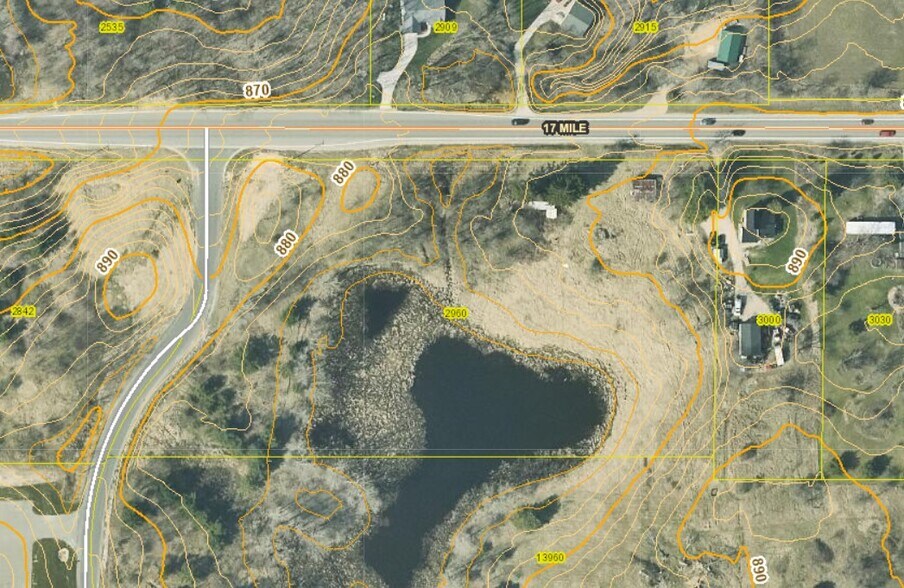 2960 17 Mile Rd, Cedar Springs, MI à vendre - Photo du bâtiment - Image 2 de 2