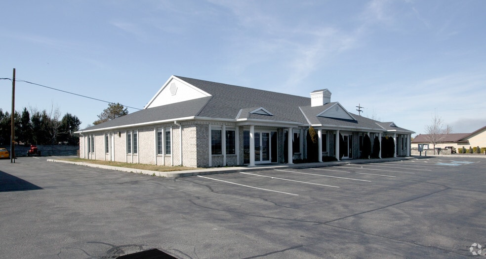 4360 S Redwood Rd, Salt Lake City, UT for lease - Building Photo - Image 3 of 4