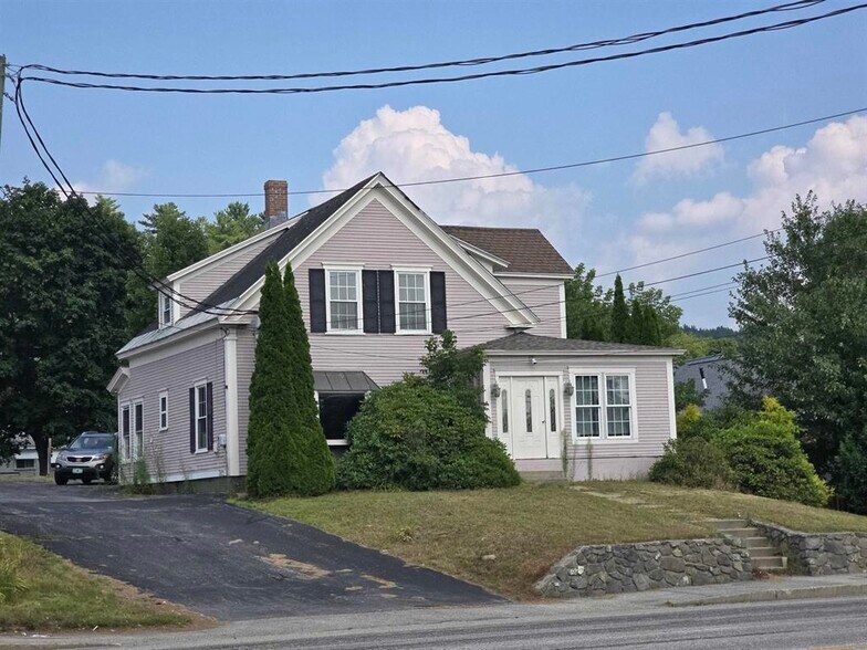 198 Washington St, Claremont, NH à vendre - Photo principale - Image 1 de 24