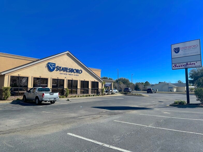 1301 Statesboro Place Cir, Statesboro, GA à louer - Photo du bâtiment - Image 3 de 9