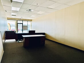 5420-5466 Beckley Rd, Battle Creek, MI à louer Photo du bâtiment- Image 2 de 3