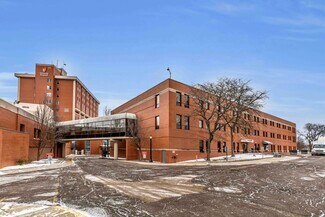 Plus de détails pour 125 E Broad St, Elyria, OH - Bureau à vendre