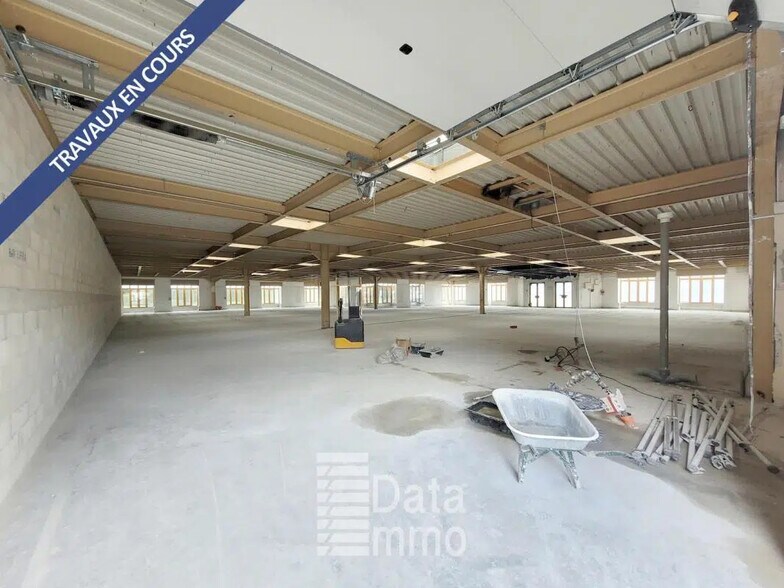 Industrial in Croissy-Beaubourg for lease - Building Photo - Image 3 of 5