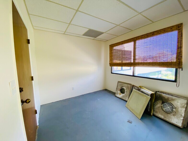 732 N Lake Ave, Pasadena, CA à louer - Photo intérieure - Image 2 de 6
