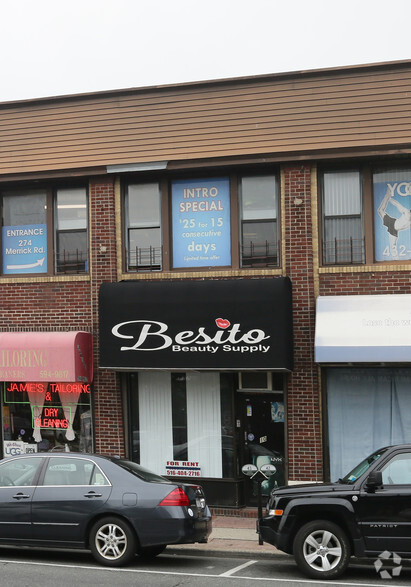 266-274 Merrick Rd, Rockville Centre, NY for lease - Building Photo - Image 3 of 6