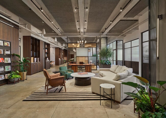 Plus de détails pour 110 E 25th St, New York, NY - Coworking à louer