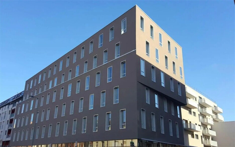 149 Rue De Douai, Lille à louer - Photo du bâtiment - Image 1 de 8