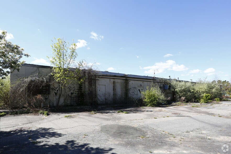 277 Plymouth St, Halifax, MA for sale - Building Photo - Image 2 of 3